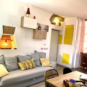  Apartment I Della