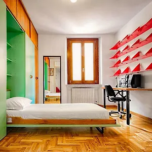  Apartment Duomo-city Life In The Heart Of The City!