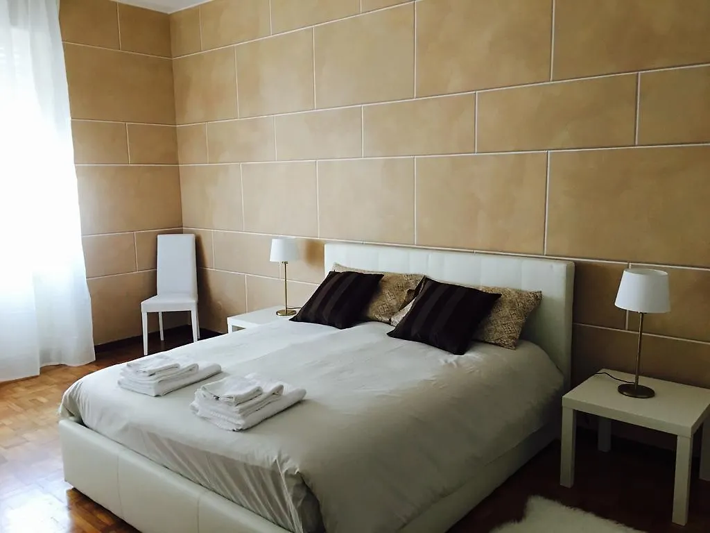 Apartments Velasca Mailand 0*,